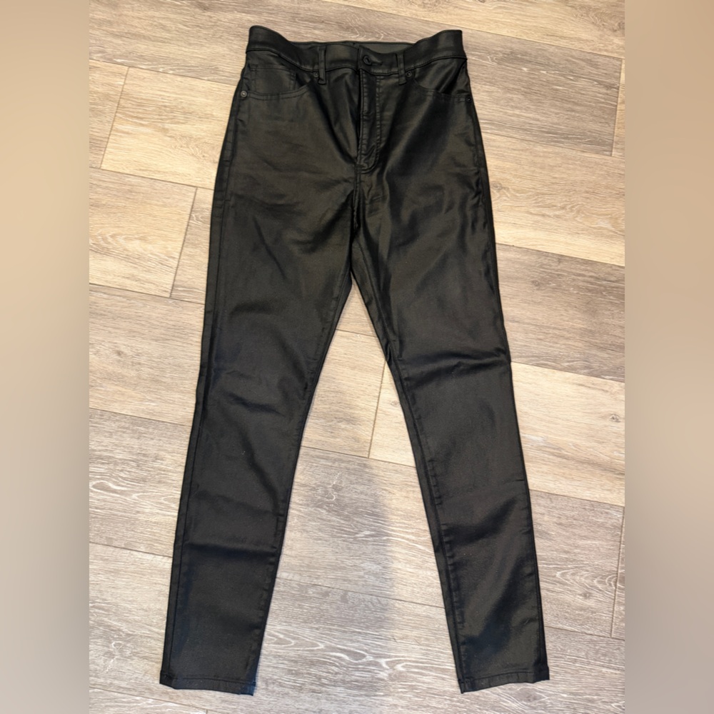 NWOT Express Black Coated High Rise Skinny Jeans 6